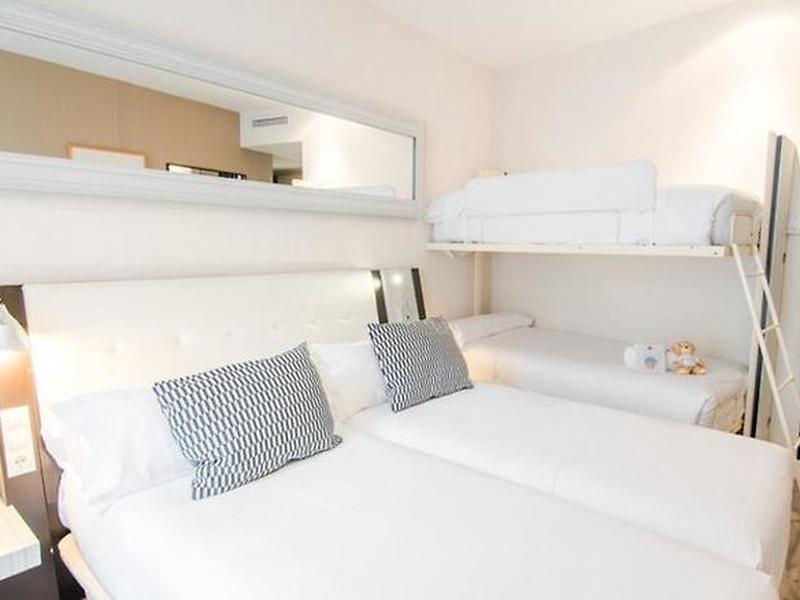 D7DDF4BC4AE97FF0671D6B90BB781FB9