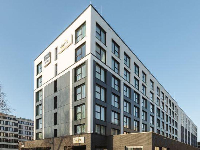 8DE861859EBABE75FC939A5359015806