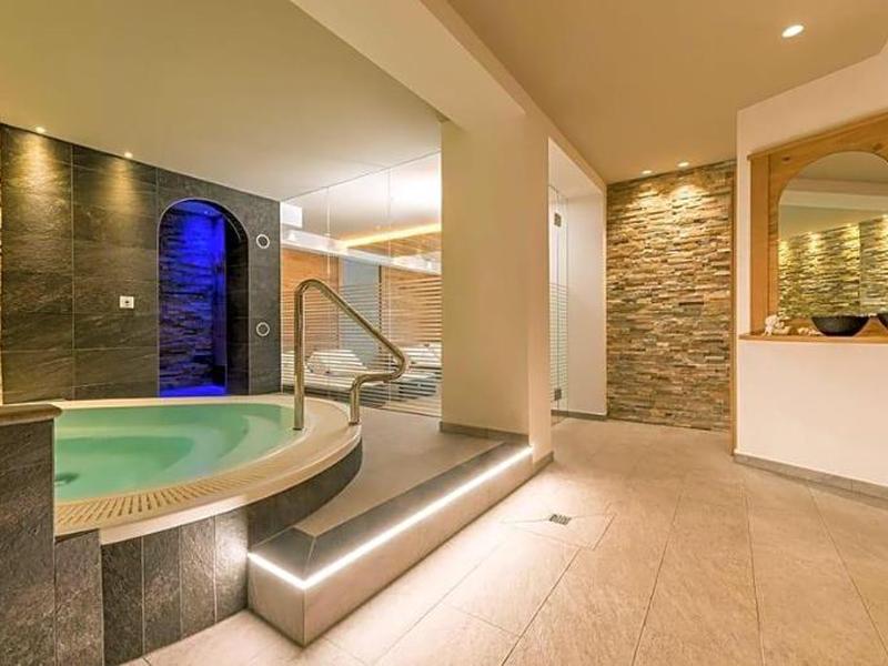 AC8DA56192AFCF269908504F10A27032