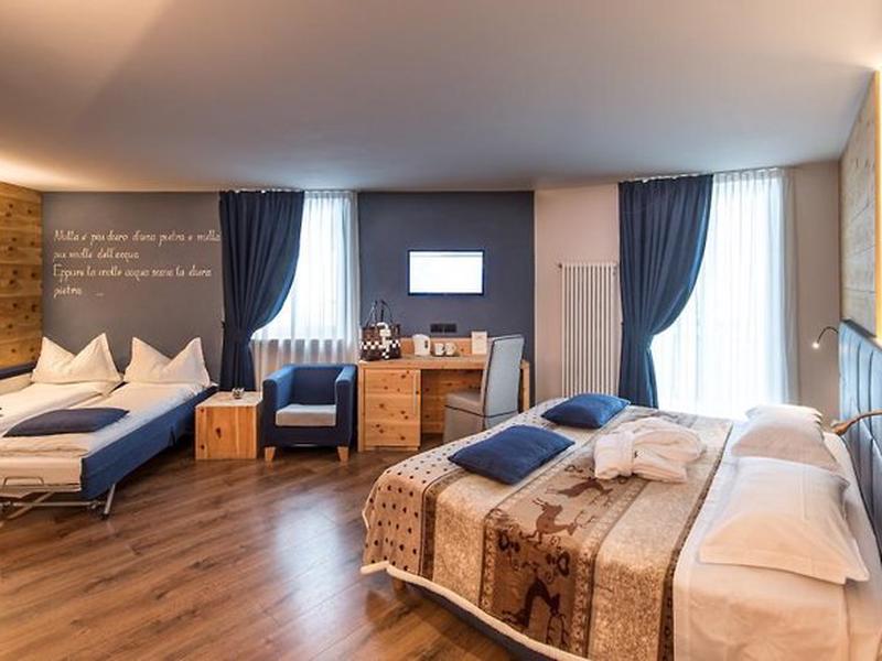 703F842FD73F42178AF8DD8ECABA77DE