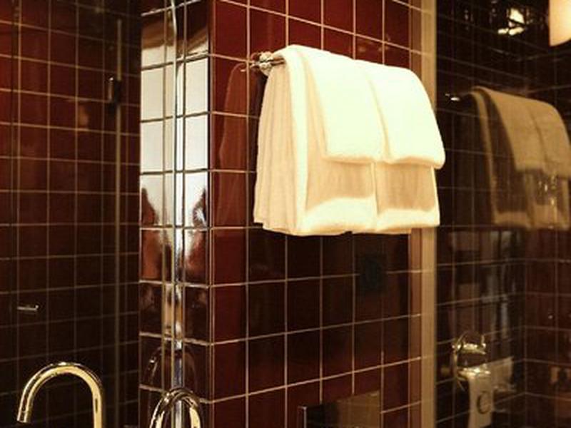 8EC6E571CB6AA3ECC55C958B2027FAB2