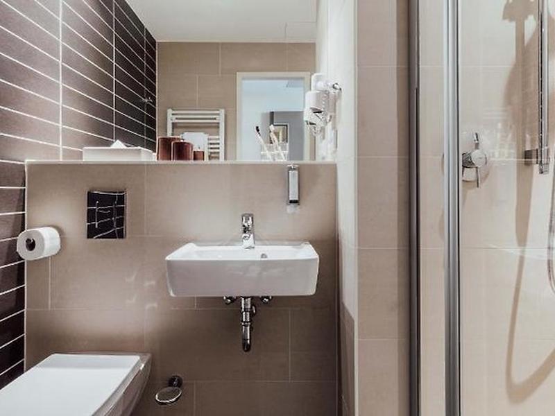 2768ADB5FD36F83AA466421B5ABD03EB