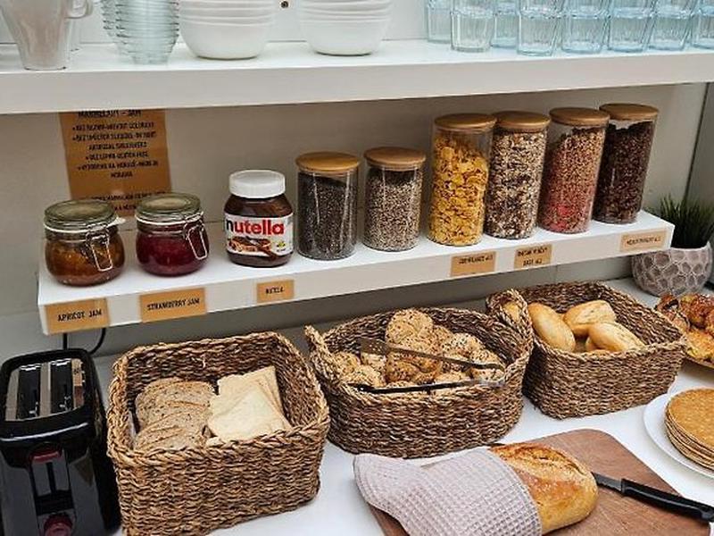 DD24DA027D2BC70E8693579E6566954D