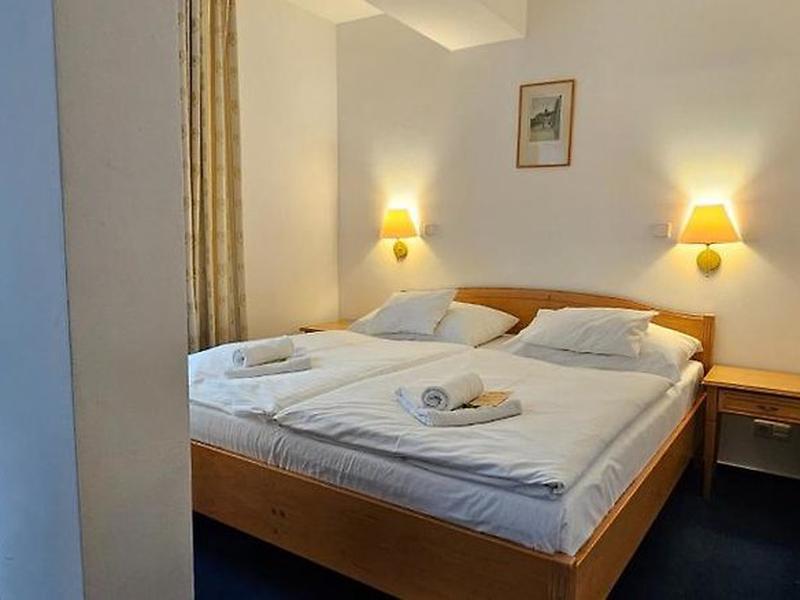 81E2C4C62C54CB721B5C4D2FC31E3372