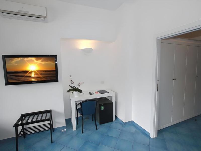 4E0726B71A4171FDC3A6339CA979E59A