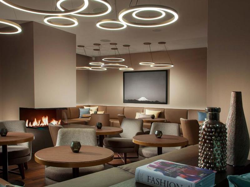 1E76AA60720A9406124DD3A6C3FA17F9