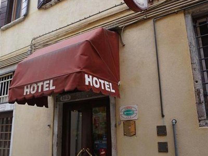 B3E65129E760C5B9F3F5E3290DEF1898