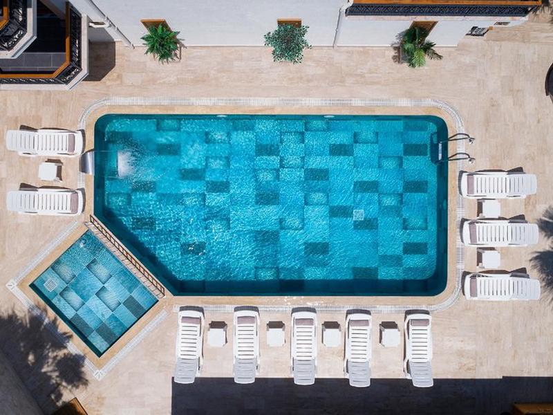 D041F452703BD0BE7573B1832C594706