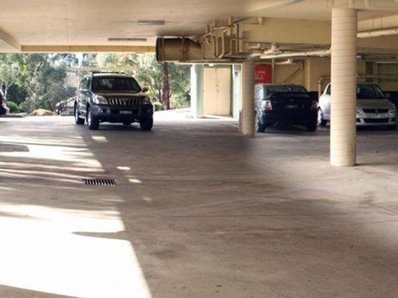 5DE2589EFAFC1183AAD7150404E490DD