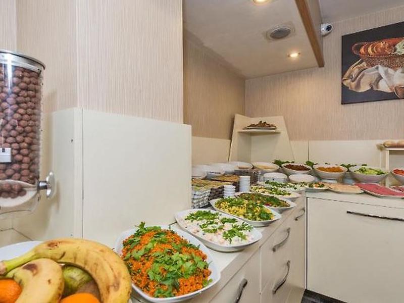 824CABEA075E6F22C21B2DC96592D5CB