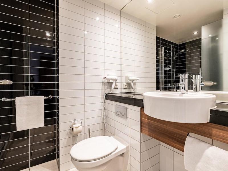 FAACB6FDCB68F876098A2E143CDF645C