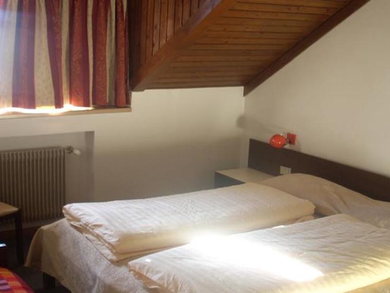 B768181114DCDD3E6323854BD1C2CB75