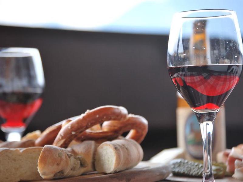 56B9081D72E2E0167232B4D6058D621C