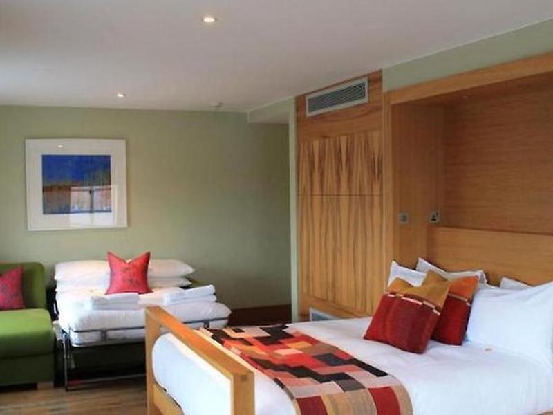 B2F33FAD84F2F219ED452BA75720DEC3