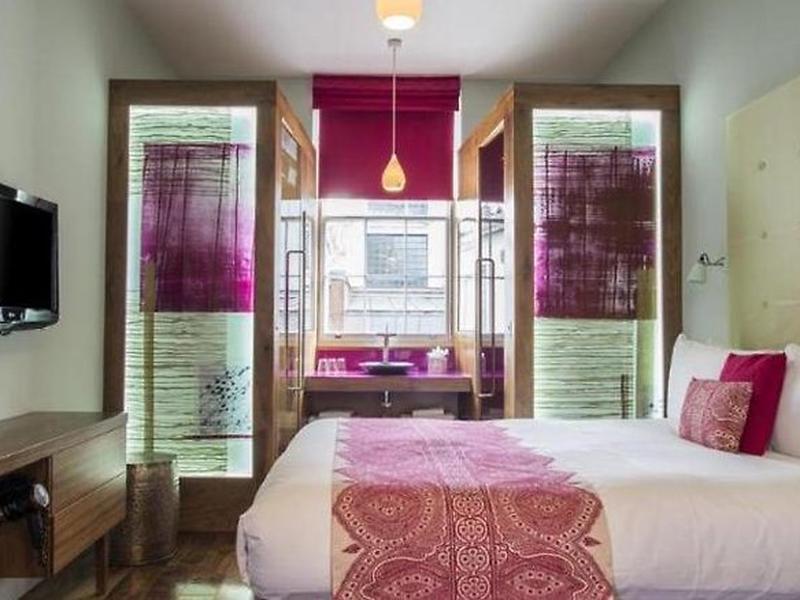 0264256AEEE2584430C63F23FD2AFEB8