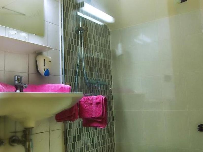 86A4DE4494D73D3D6126CAC4311EFD01