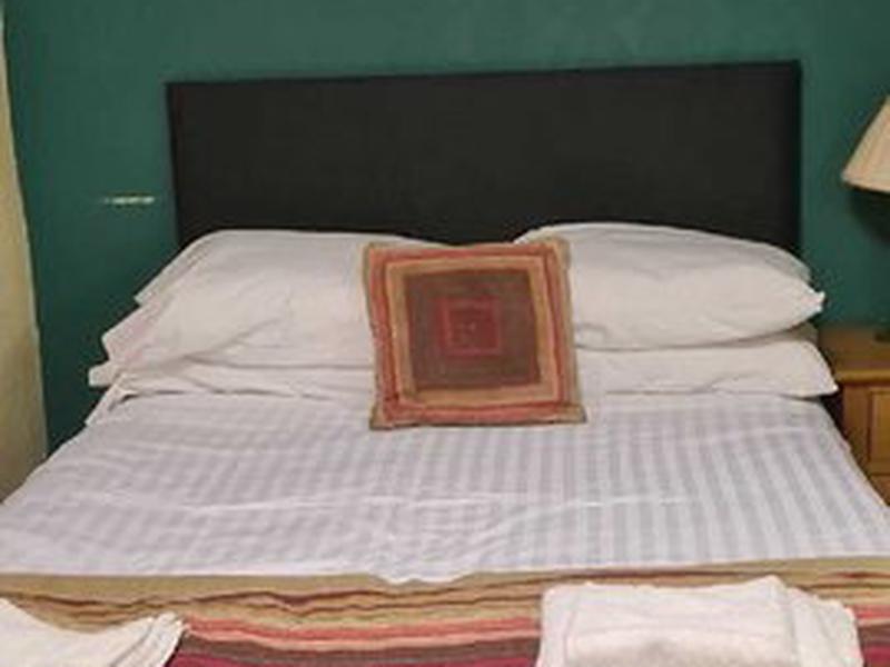 14CFF2FE0049E62ECC5623CA49E65A3E