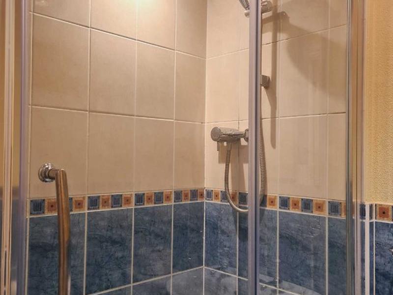 9EC46B5B71F2FDEB19E9C506F55058D9