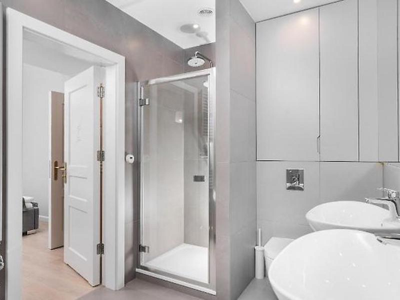 F8F7FCEA10F77142C0D09DA60F3B44C1