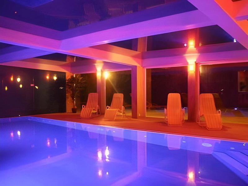 16F2A3A5B01203E31D277464D878BCF5