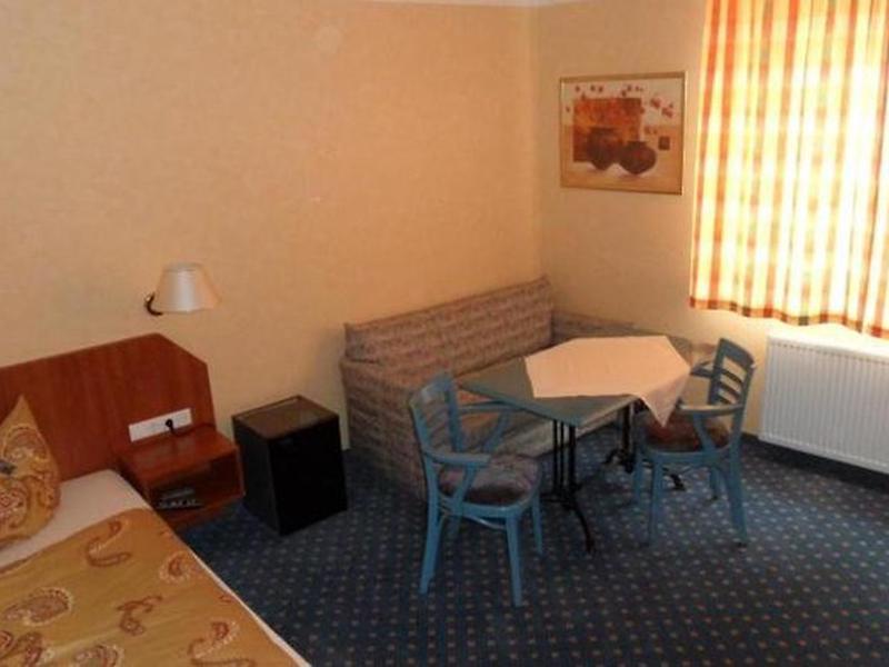 61FD7C179F23A43504BCD641C3941ECB