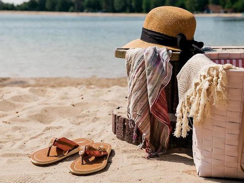 BC60C00B393B6492849CAE412D2C00A0