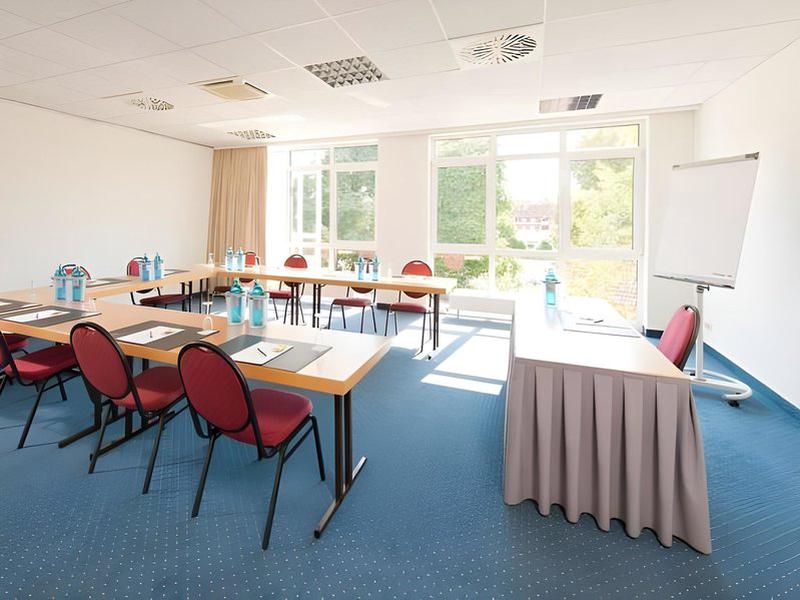 E8DB83D0F0ADA1FFAE36DC2A3D4A2ABE