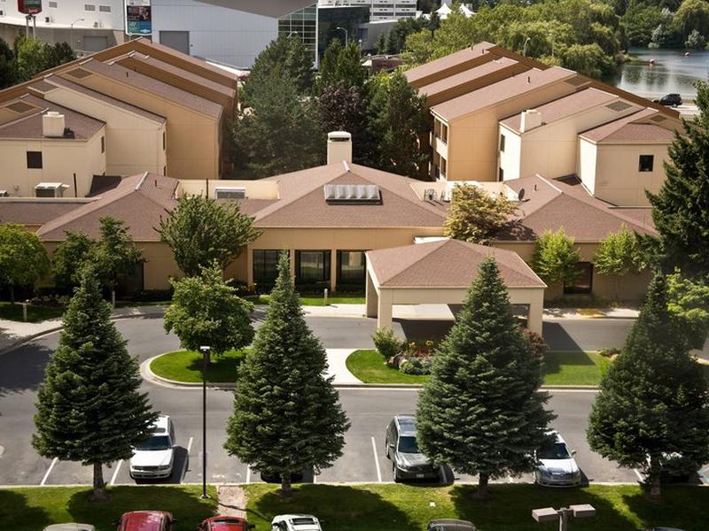 5ACAE31C48956BAD8B0F3C0D3855D3B0