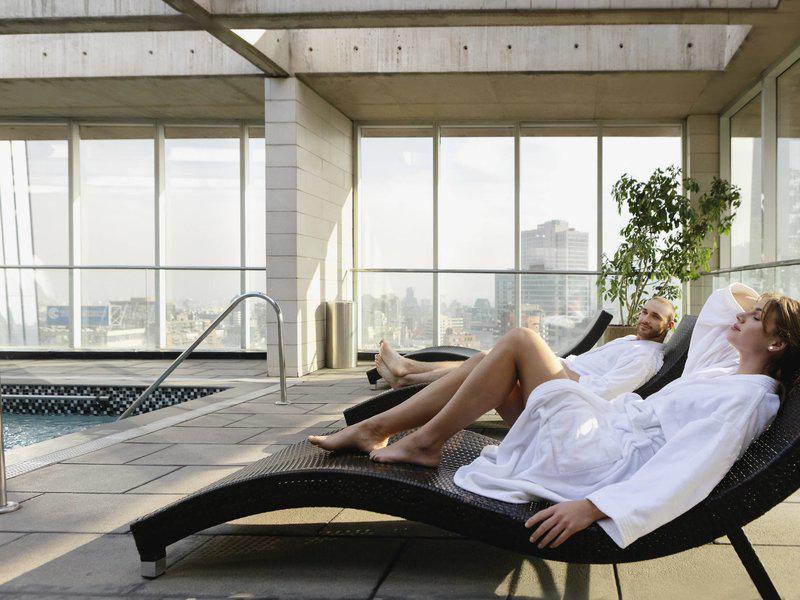 B03657BCD51BDBFE66CE35A276DA9DA2