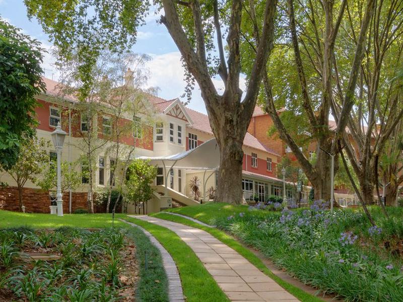 Holiday Inn Johannesburg Sunnyside Park by IHG