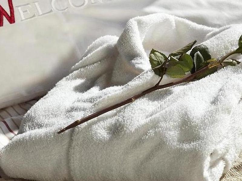 FDD7556475F43DE72C3ADB82156E1985