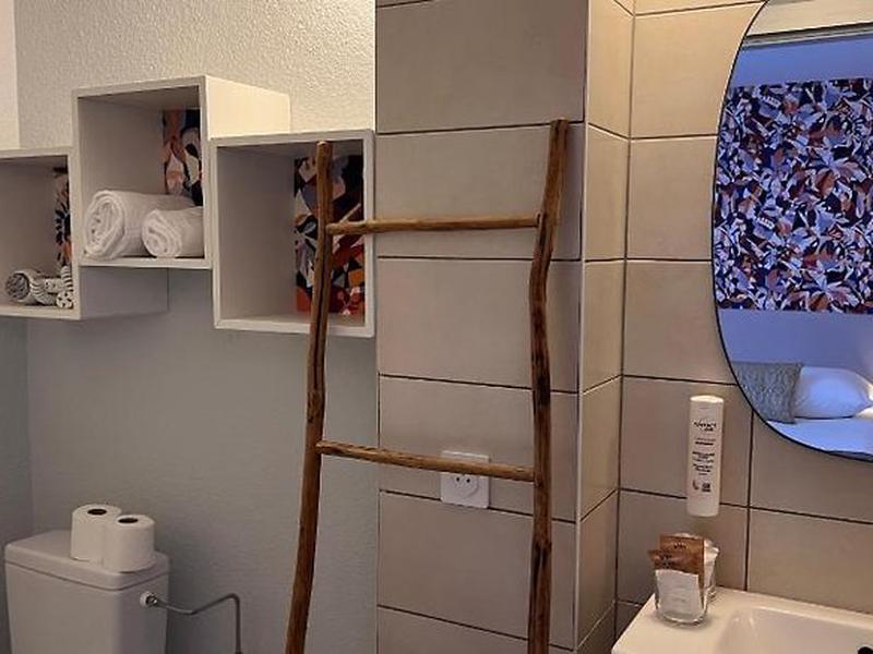 1CFA1F68CCB4E24DD705E2B4172B2601