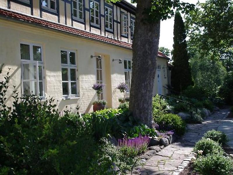 F7DD5EC9F5AE4453C9007CB877349FFB