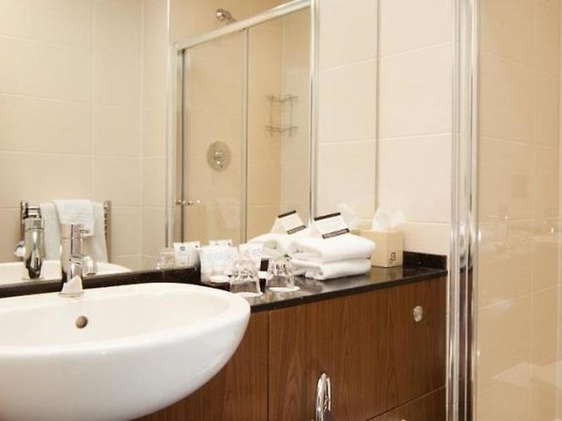 31838486851DB216A55E47FACC6D940C