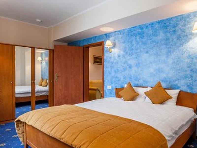 302E0A91C816C8B6DE808034D7D8B8FA