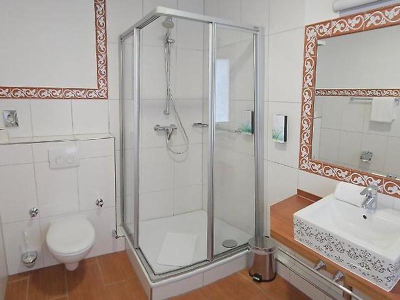 9DB41B81BED72CB5080E8B15D838D3B5