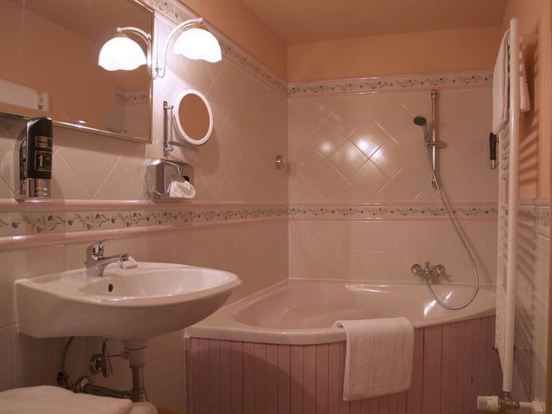 739DD2BD6ED810AFD74376F7166ED16C