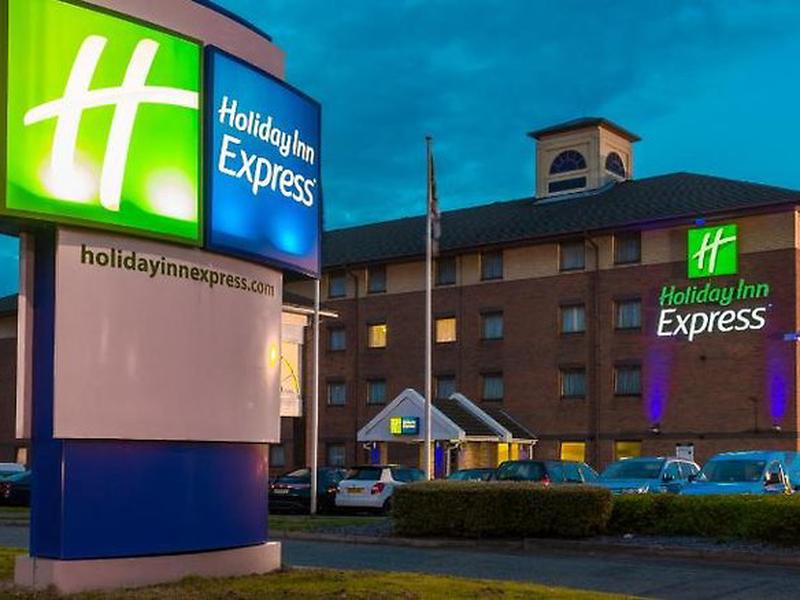 Holiday Inn Express Birmingham - Oldbury by IHG