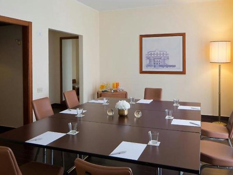 Starhotels Business Palace
