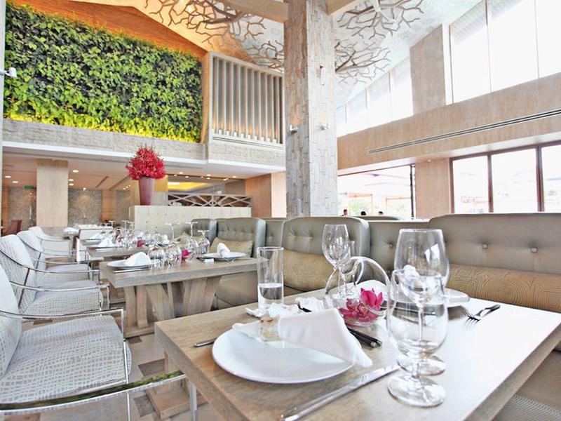 Resorts World Sentosa - Equarius Hotel