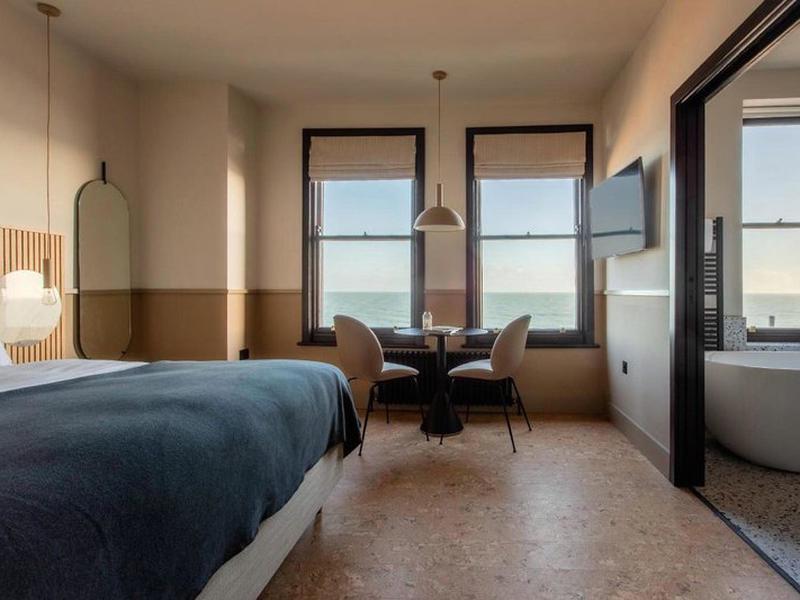 7B98163BF6EF6DF4054D24F894A6DE91