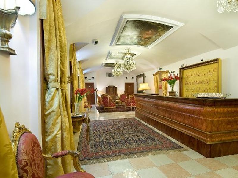 963E2592FC03075E6F34F1349C31AE6C