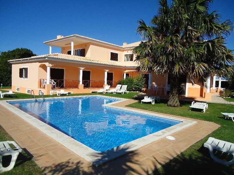 79D260CD42DDD21B3E23E9F58483396B