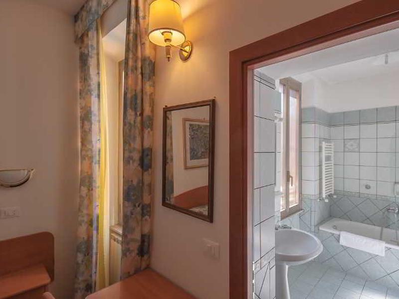 AA83F3F24CEC0D118BF45277F2466534