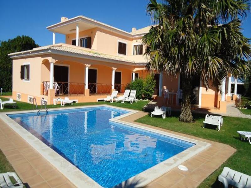 8B3F03F70962350D1648B7F23DAC4708