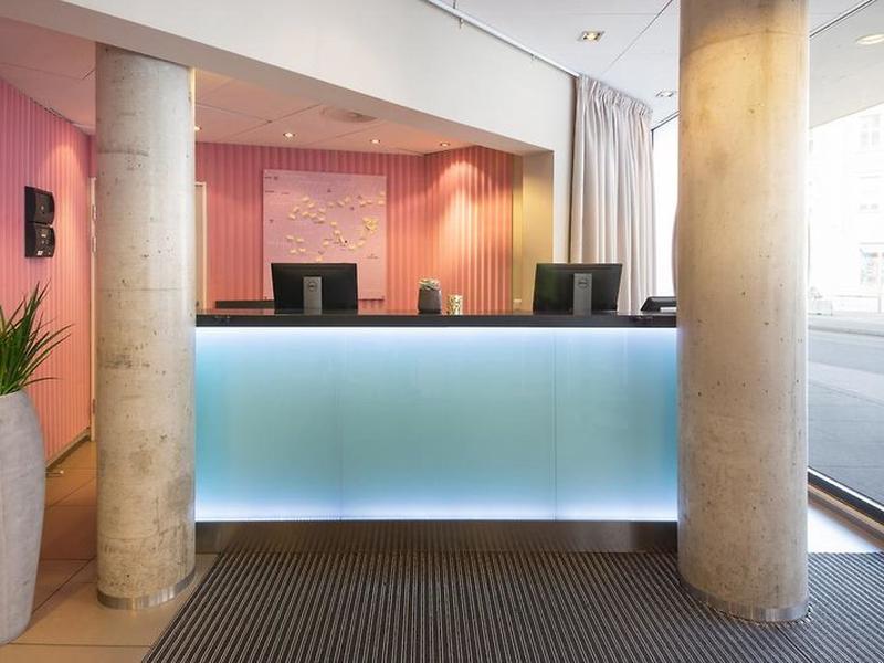 C15AB007C0DAAAC015632B401CAD8F31