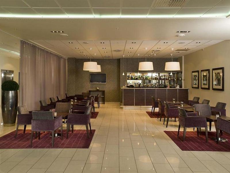 A164704CFE1A345C6CBDDD45EA4A562A