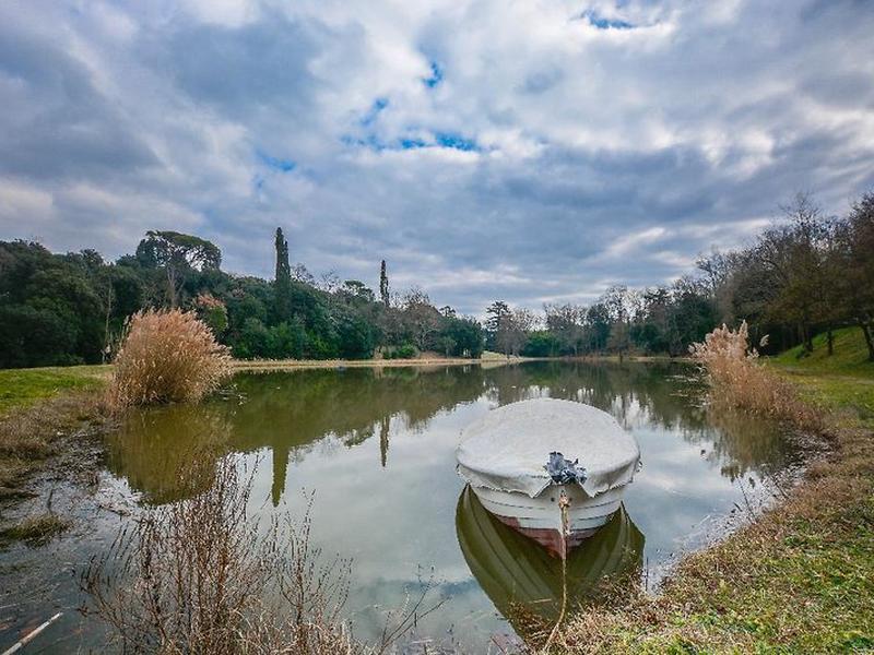 7059860F9D817F305B5AD68D6BFE7C36