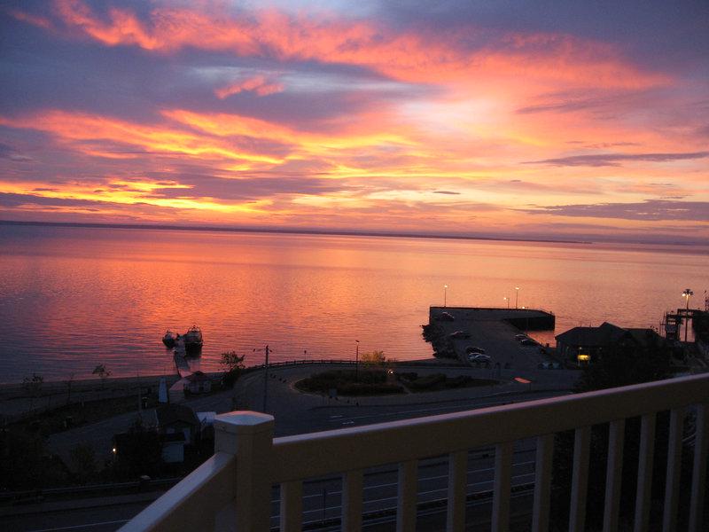 B9EDFEF39E99CC156067F1589406B626