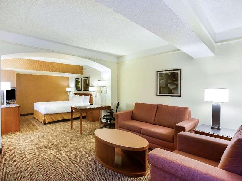 AA5C09A949AE7E9181D942A5F632E288